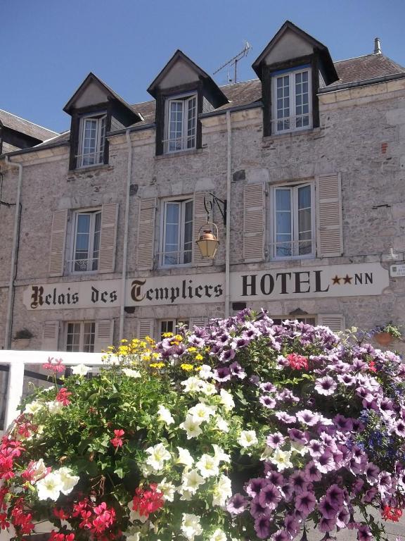 Hotel Le Relais Des Templiers Beaugency Exterior foto